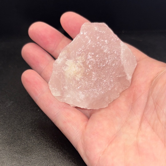 Raw Rose Quartz Crystal Stone - Picture 2 of 3